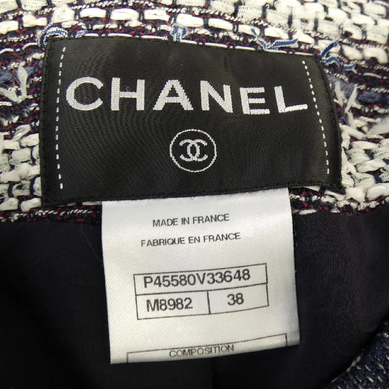 Jacket không cổ CHANEL P45580V33648 627762