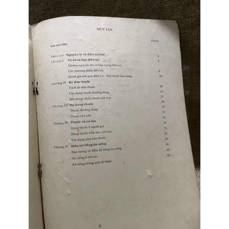 Điều trị học nội khoa tập một - sách y khổ lớn  799783