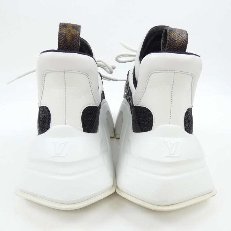 Giày sneaker LV Arclight 2.0 phiên bản giới hạn Nhật Bản của Louis Vuitton 660213