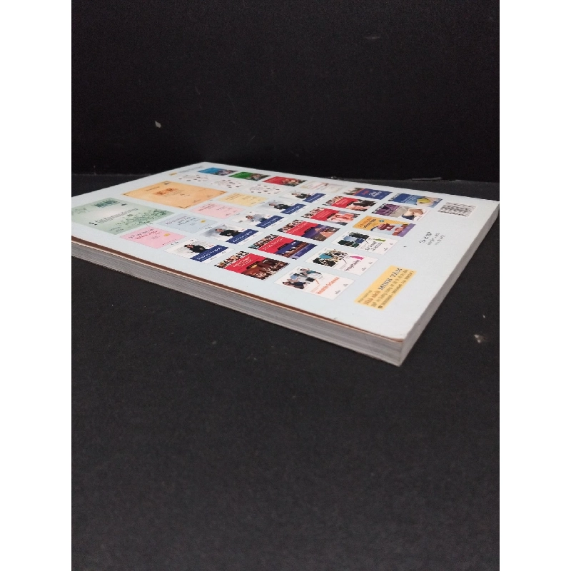 Essence Reading 3 mới 90% có kèm CD HCM2606 Long man HỌC NGOẠI NGỮ 915975