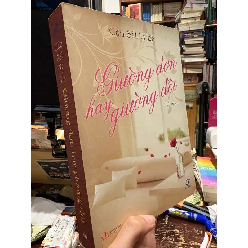 Giường đơn hay giường đôi - Cầm Sắt Tỳ Bà 688195