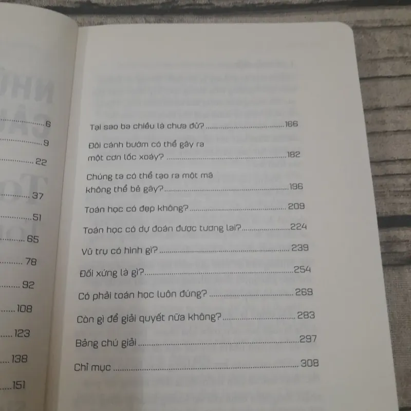 Những câu hỏi lớn Toán học. Tony Crilly 599313