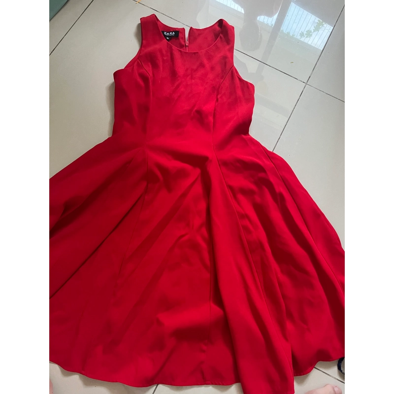 Đầm công sở cho nữ, size M, mới khoảng 90% 474159