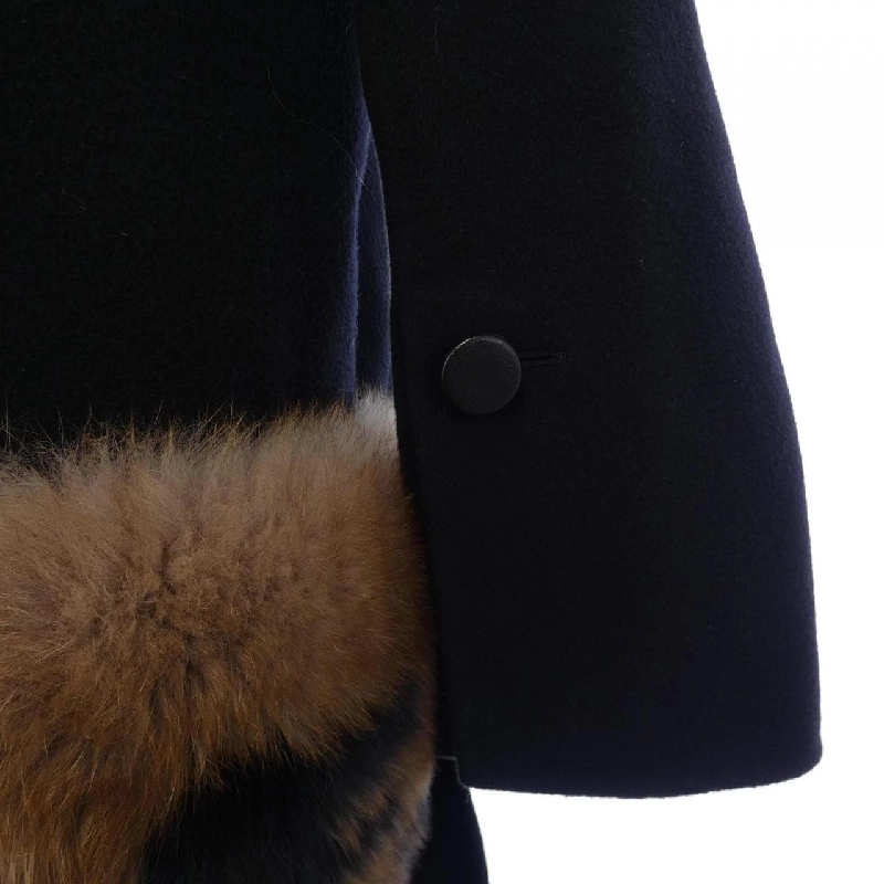 Áo khoác FENDI 632702