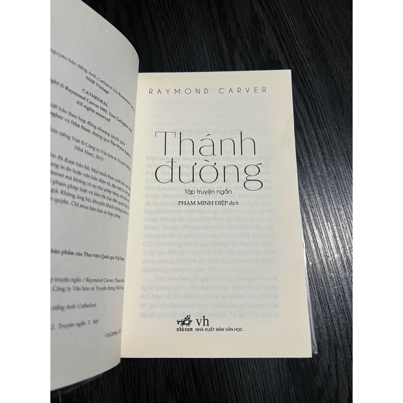 Thánh Đường - Raymond Carver 165590