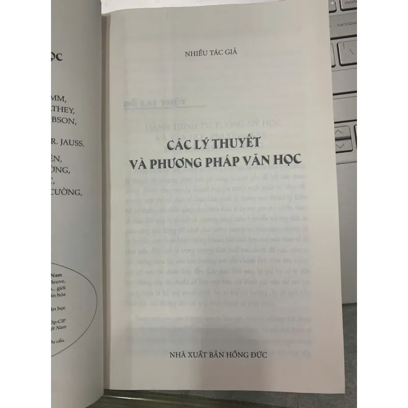 CÁC LÝ THUYẾT VÀ PHƯƠNG PHÁP VĂN HỌC - NHỀU TÁC GIẢ 601988