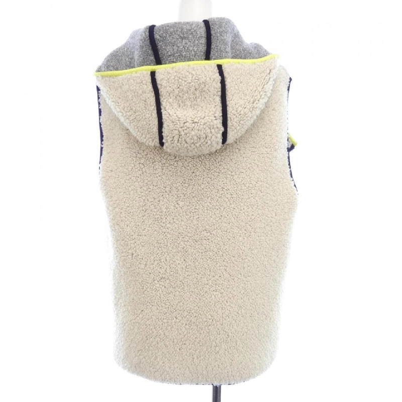 Louis Vuitton FOKC06R94 Áo gile 635227