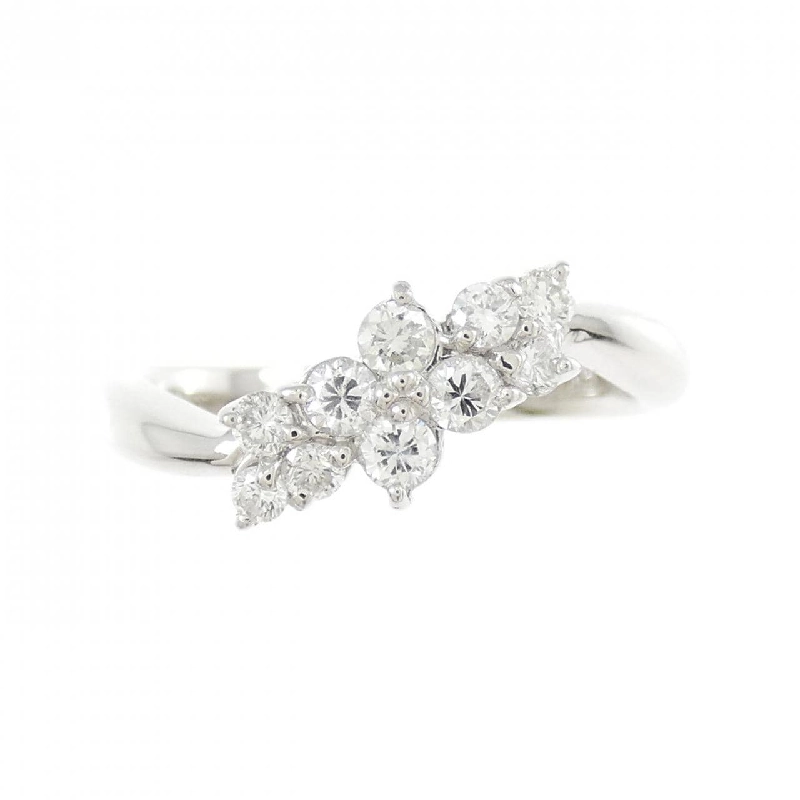 Nhẫn kim cương hoa PT900 0.30CT 668040