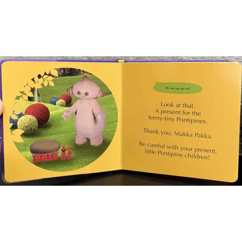 Board book In the Night Garden… A Lovely Present (Trong khu vườn đêm – Món quà xinh xắn) 797186