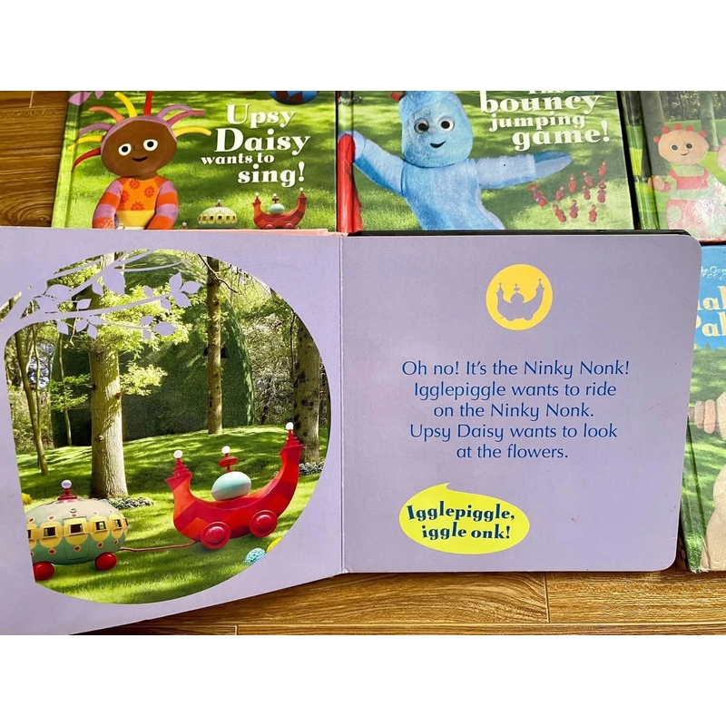 Bộ sách “In the Night Garden” 🌙 509986
