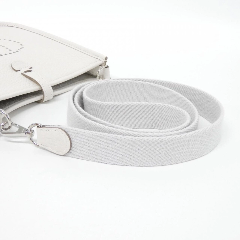 【Sản phẩm chưa sử dụng】Túi xách vai Hermès Évelyne Amazon 16cm 069426CK 611993