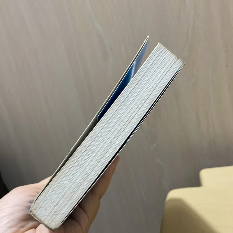 Mùa hè thứ ba của quần Jeans may mắn  - Ann Brashares 970351