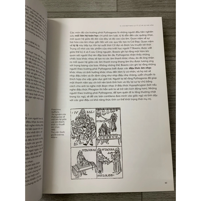 Lịch sử cái đẹp - umberto Eco.  529594