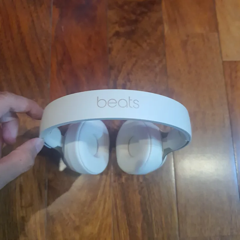 Beats Solo Pro 607556