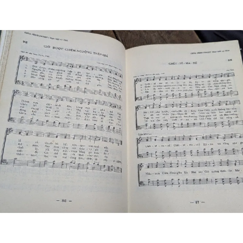 Thánh ca hát thờ phượng đức chúa trời 604368