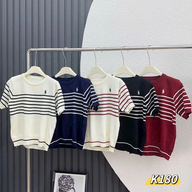 Áo Len nữ QC hàng new in hình con ngựa nổi màu đỏ kẻ trắng 40-63kg 546736