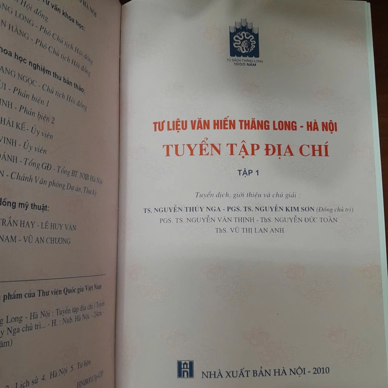 TƯ LIỆU VĂN HIẾN THĂNG LONG - HÀ NỘI TUYỂN TẬP ĐỊA CHÍ TẬP 1 537132