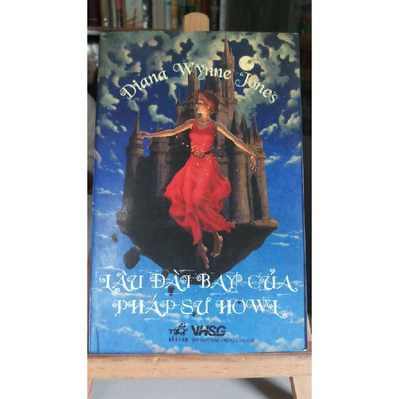 Lâu đài bay của pháp sư Howl mới 80% tróc bìa, bẩn nhẹ 2008 Diana Wynne Jones [1301] SÁCH VĂN HỌC 370039