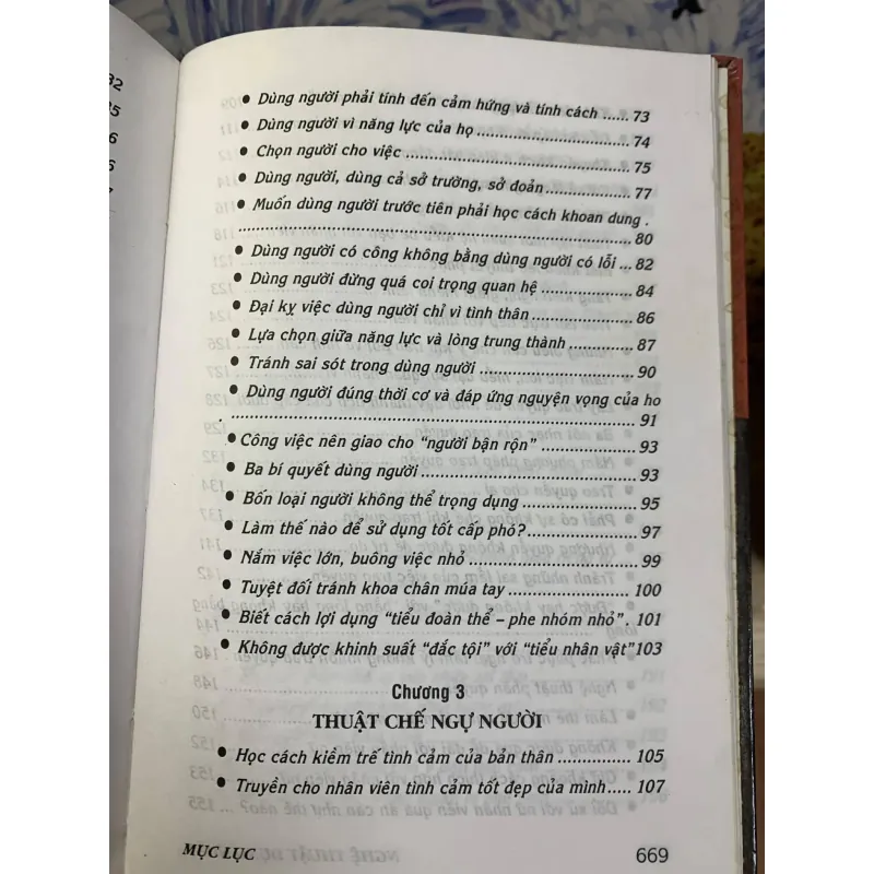 Nghệ Thuật Dụng Nhân & 100 Điển Tích Kim Cổ - Minh Châu 929810