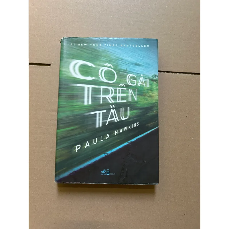 Cô gái trên tàu 929748