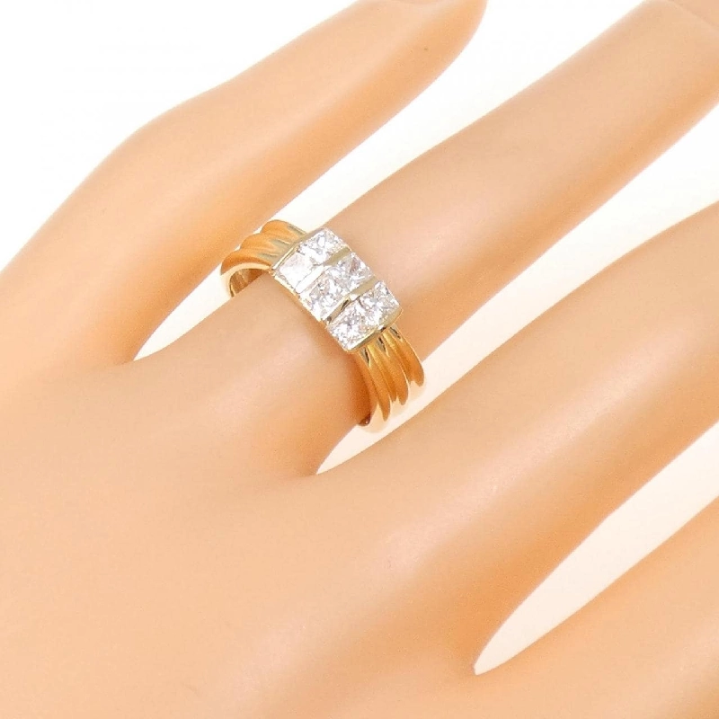 Nhẫn kim cương K18YG 0.77CT 672506