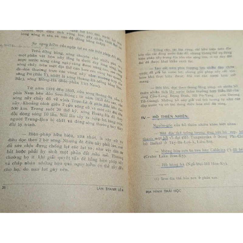 Địa hình thái học - Lâm Thanh Liêm 452738