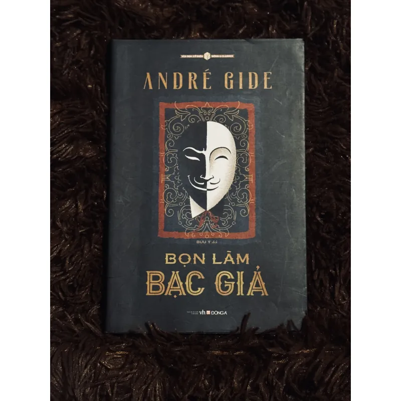 Bọn làm bach giả 1010716