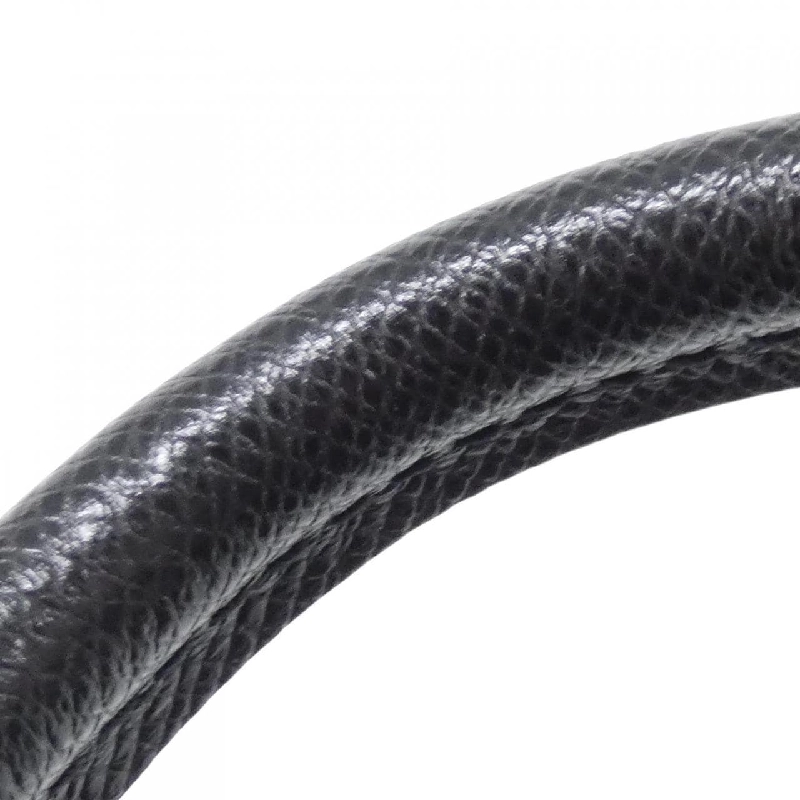 Túi xách Louis Vuitton Taiga Vertical Tote M30811 610521