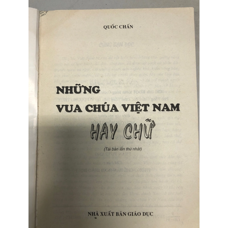 Những vua chúa Việt Nam hay chữ 326448