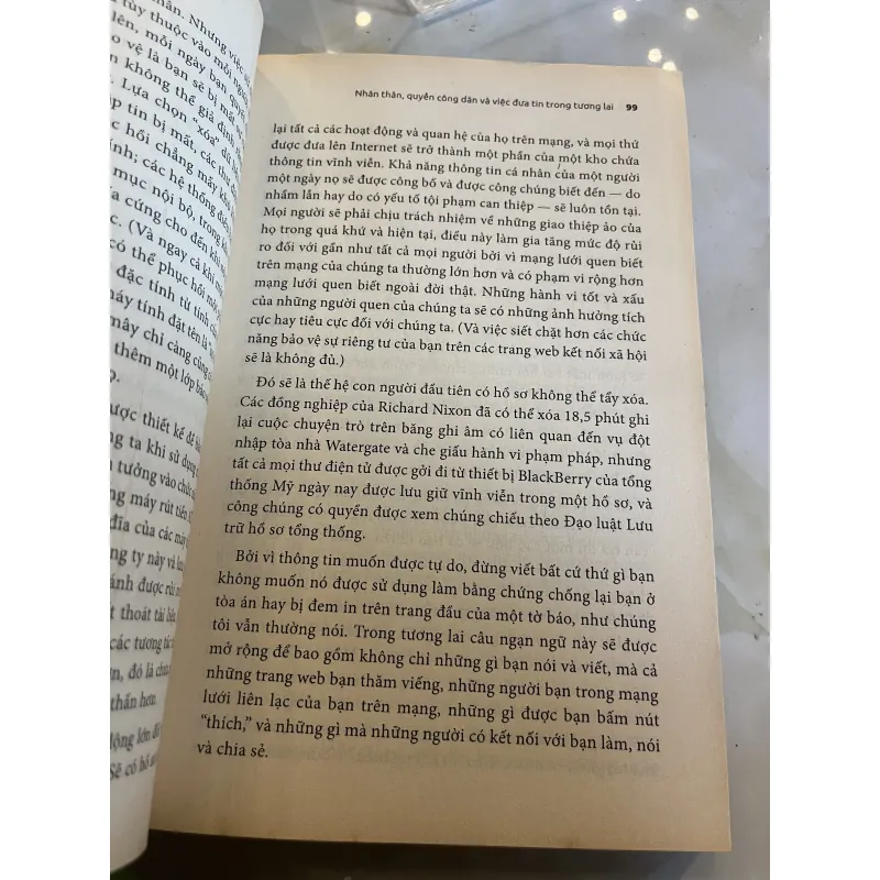 SỐNG SAO TRONG THỜI ĐẠI SỐ - ERIC SCHMIDT JARED COHEN ( HOÀNG THẠCH QUÂN dịch ) 1036055