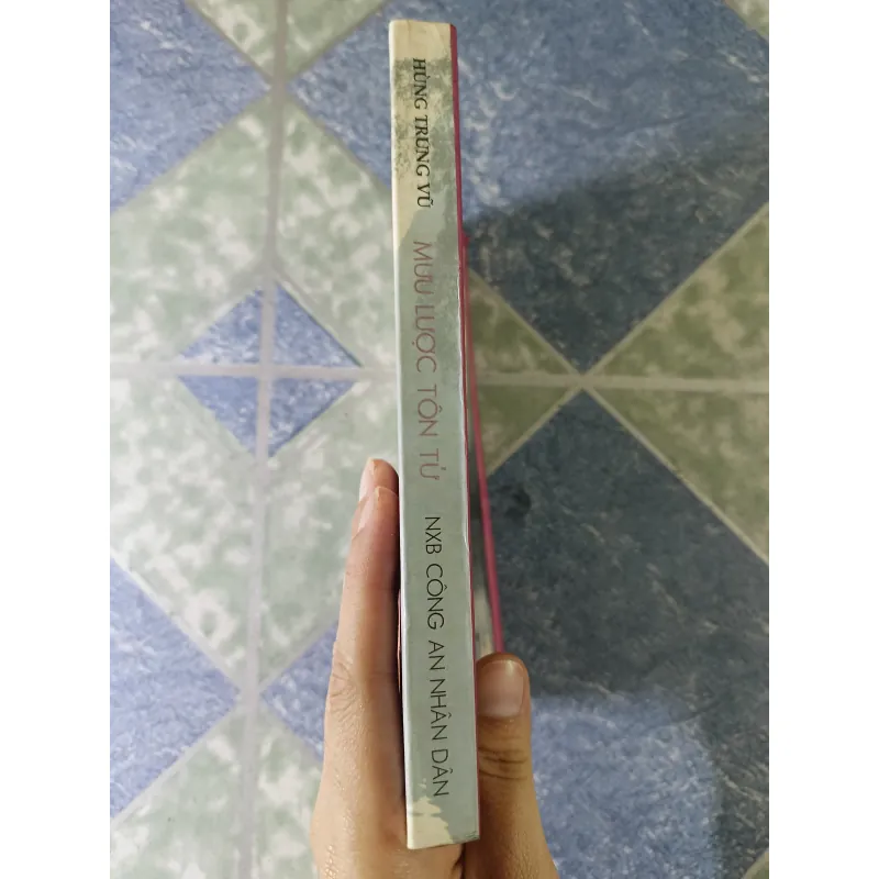 mưu lược Tôn Tử - Hùng Trung Vũ 756038