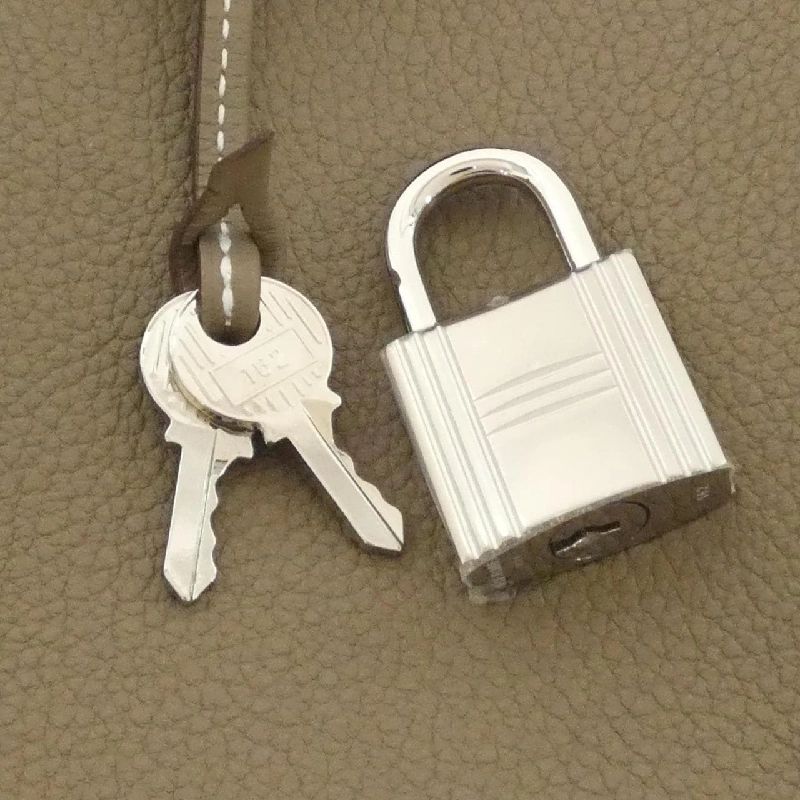 【Sản phẩm chưa sử dụng】Túi đeo vai Hermès Akkad PM 083589CK 612206