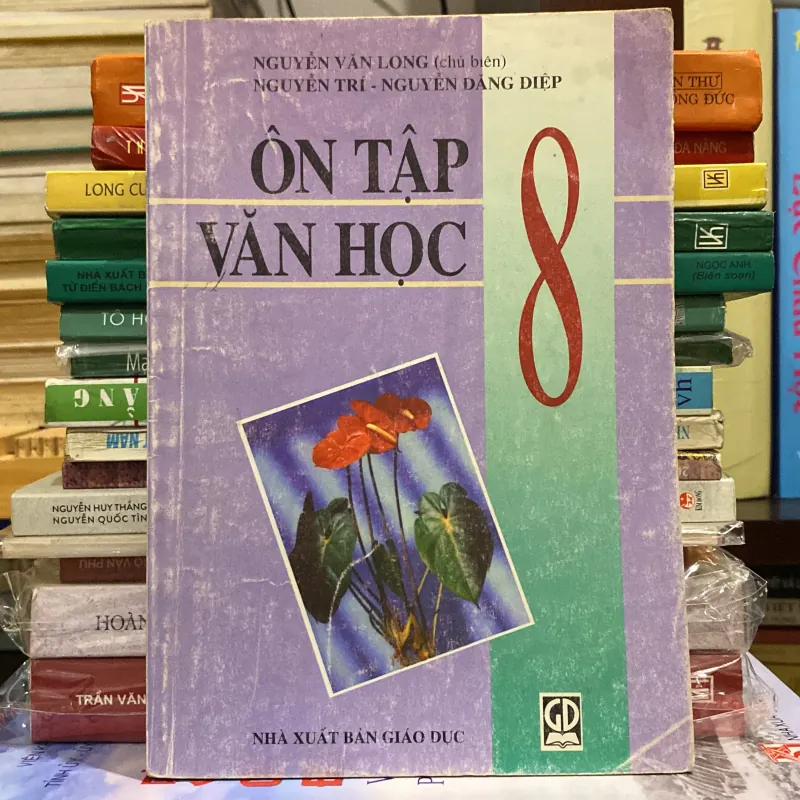 ÔN TẬP VĂN HỌC 8 (XB 2001) 994042