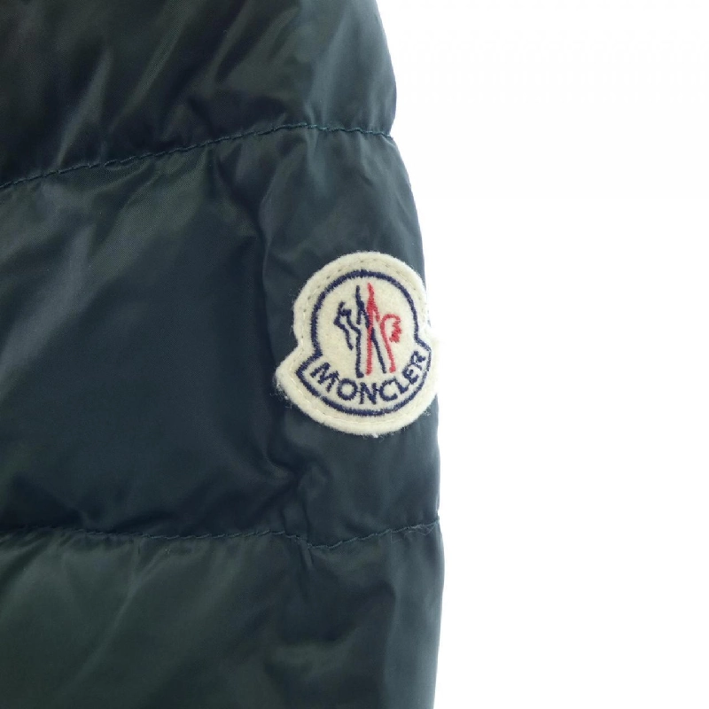 Áo khoác lông vũ MONCLER 639082