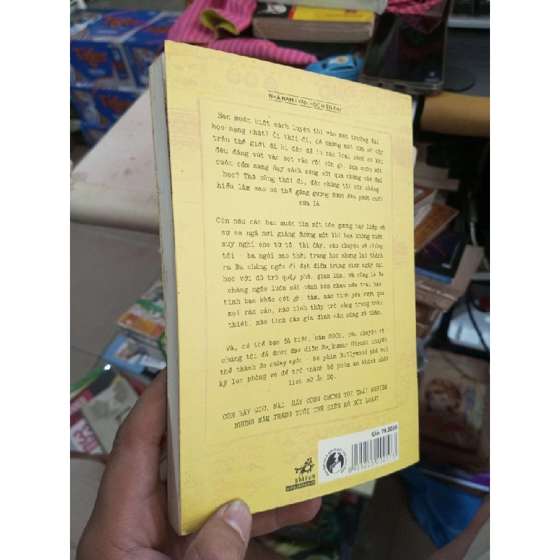 Ba Chàng Ngốc - Chetan Bhagat 2014 mới 80% bẩn Văn học nước ngoài HCM1004 1007573
