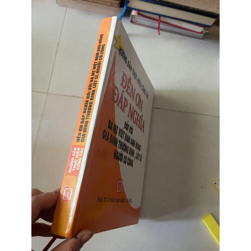 Đền ơn đáp Nghĩa  552282