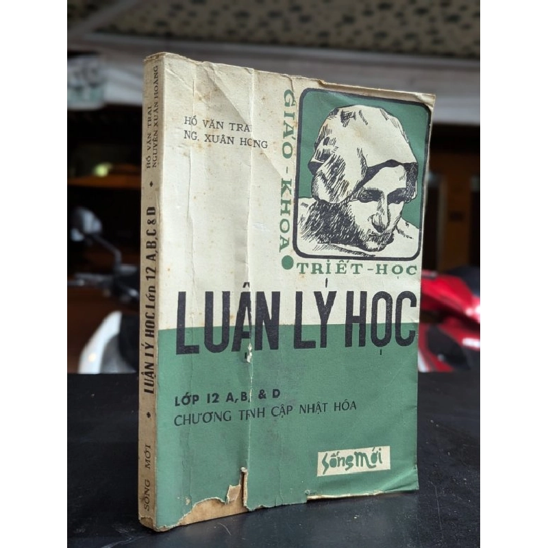 Luận lý học - Hồ Văn Trai và Nguyễn Xuân Hoàng 450066