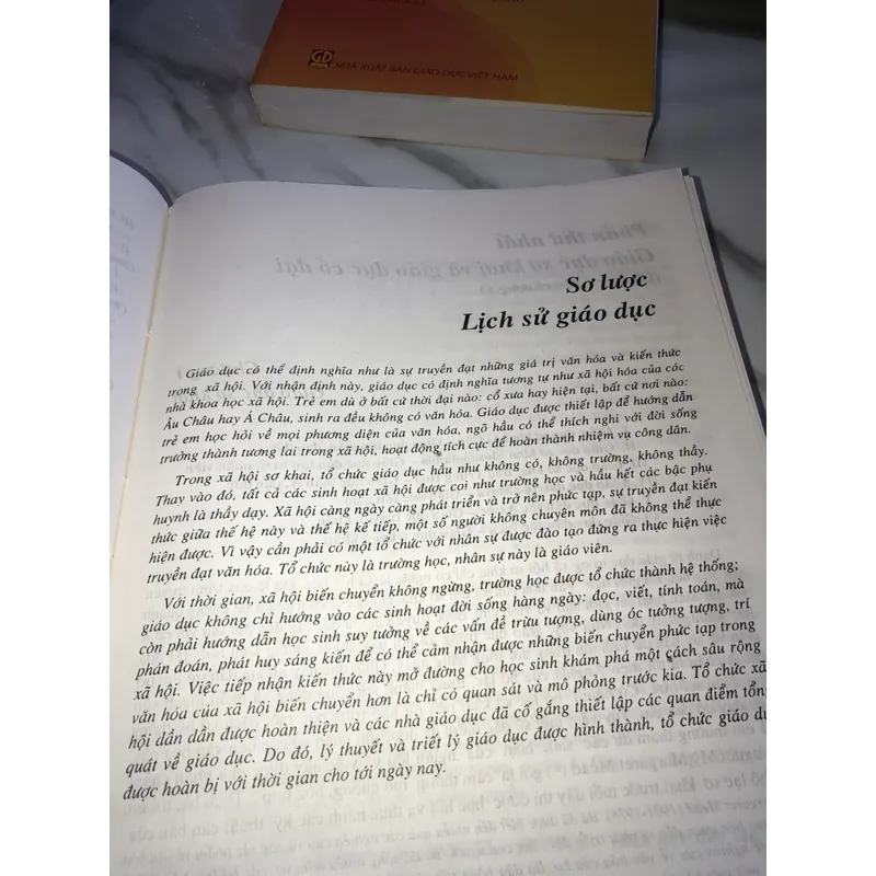Sơ lược lịch sử giáo dục  738077