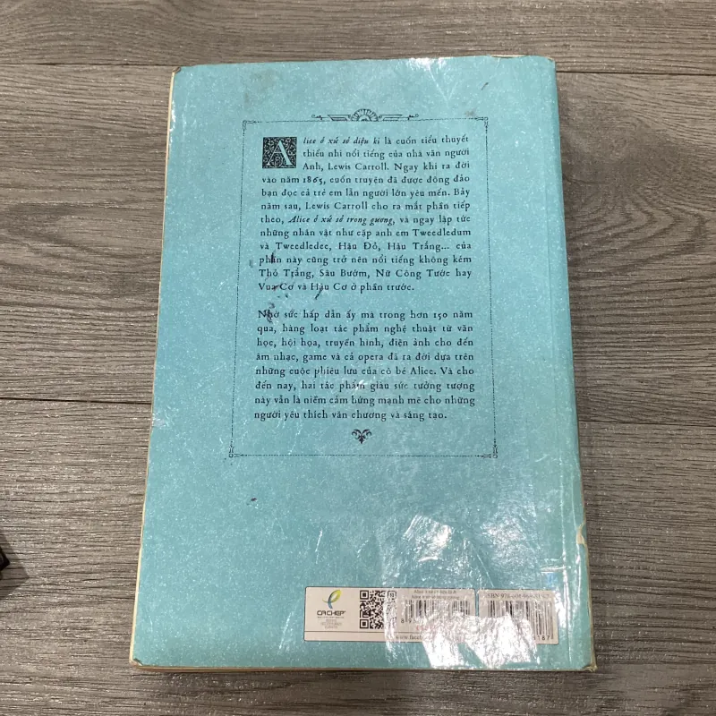 Alice ở xứ sở diệu kỳ và ở xứ sở trong gương 1029456