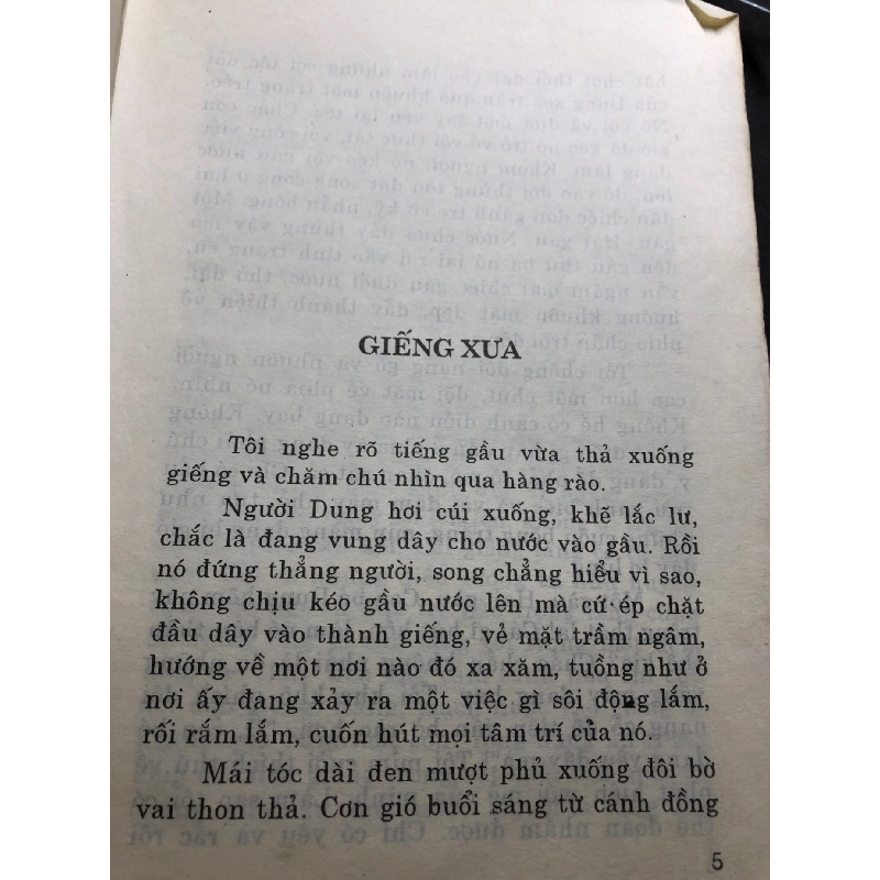 Đêm trăng khuyết 1997 mới 60% ố vàng Hoàng Nhật Tuyên HPB0906 SÁCH VĂN HỌC 915144