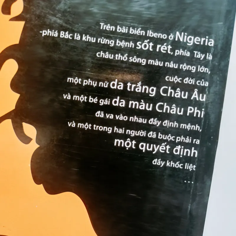 Bàn Tay Cứu Mạng - Chris Cleave 789243