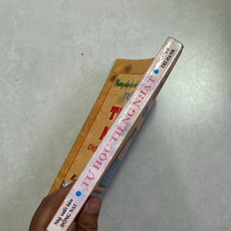 Tự học Tiếng Nhật cho người mới bắt đầu — Trí Hạnh — 1998s 496012