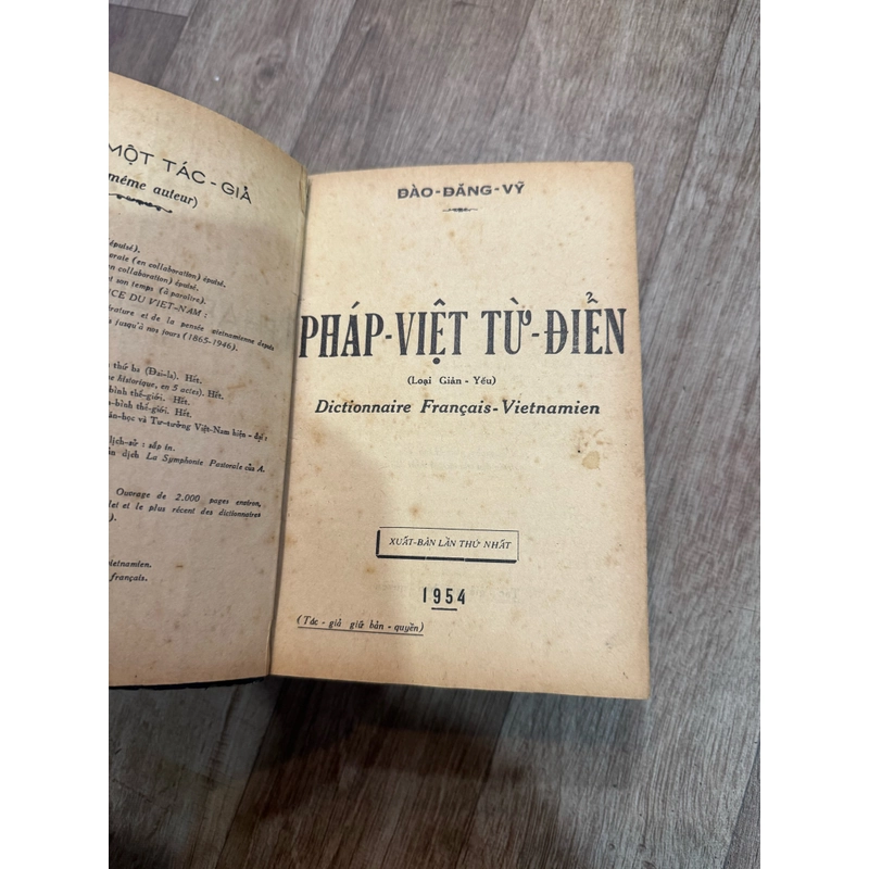 Pháp việt từ điển 525783