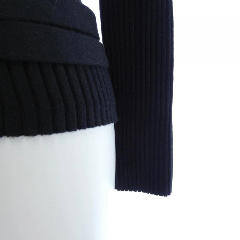 【Mã giảm giá】Áo khoác cardigan GIU GIU 635543