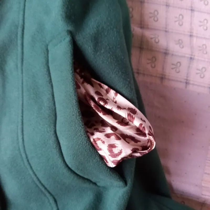 Áo dạ,size L,tình trạng còn mới 931137