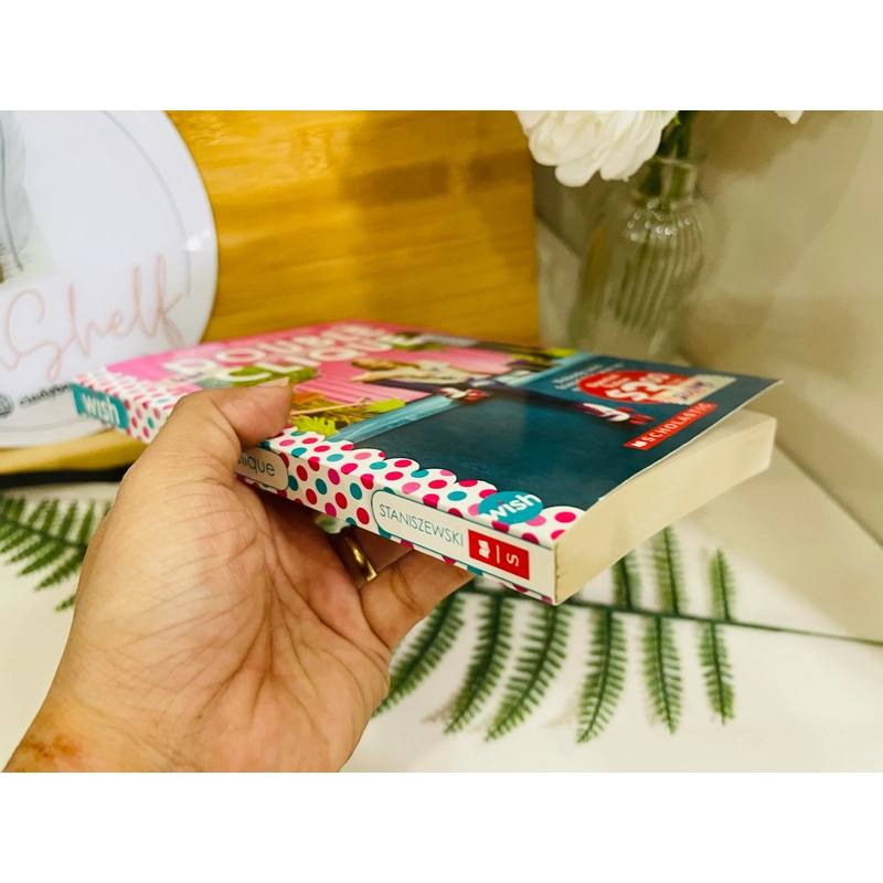 [Sách tiếng Anh 2hand] Like new 90% - Double Clique của Anna Staniszewski 489411