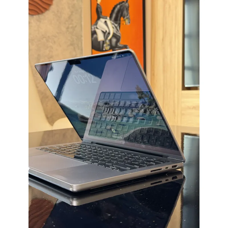 Macpro 14inch M1 pro  1040244