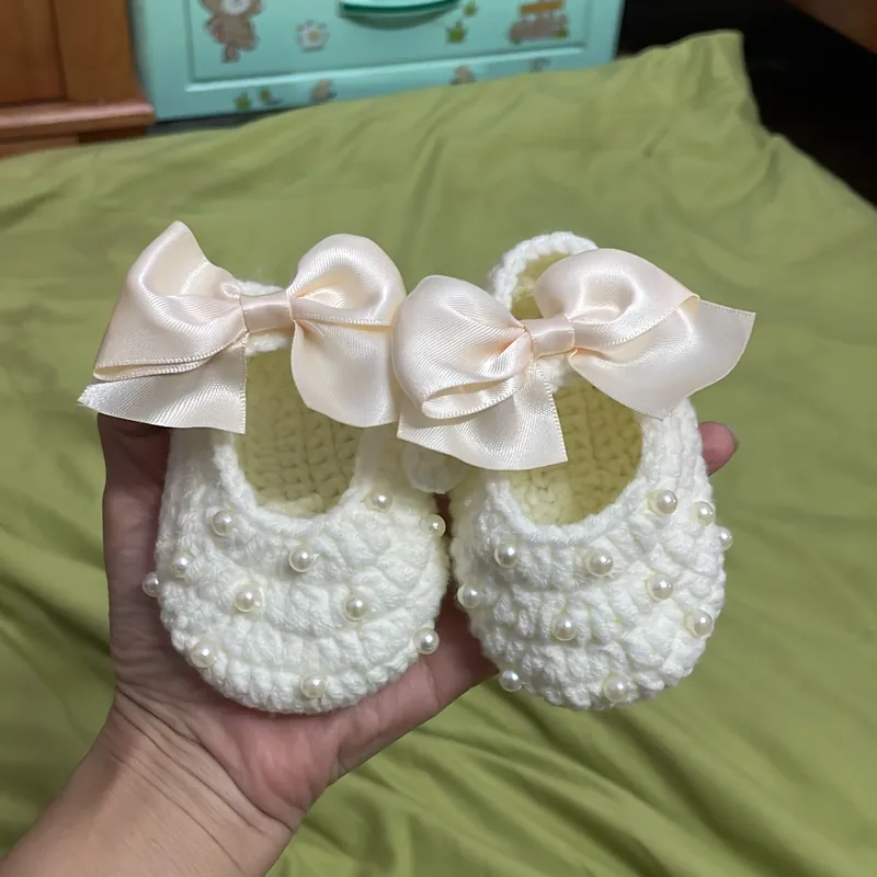 Combo 2 đôi giày đan len cho bé  604421