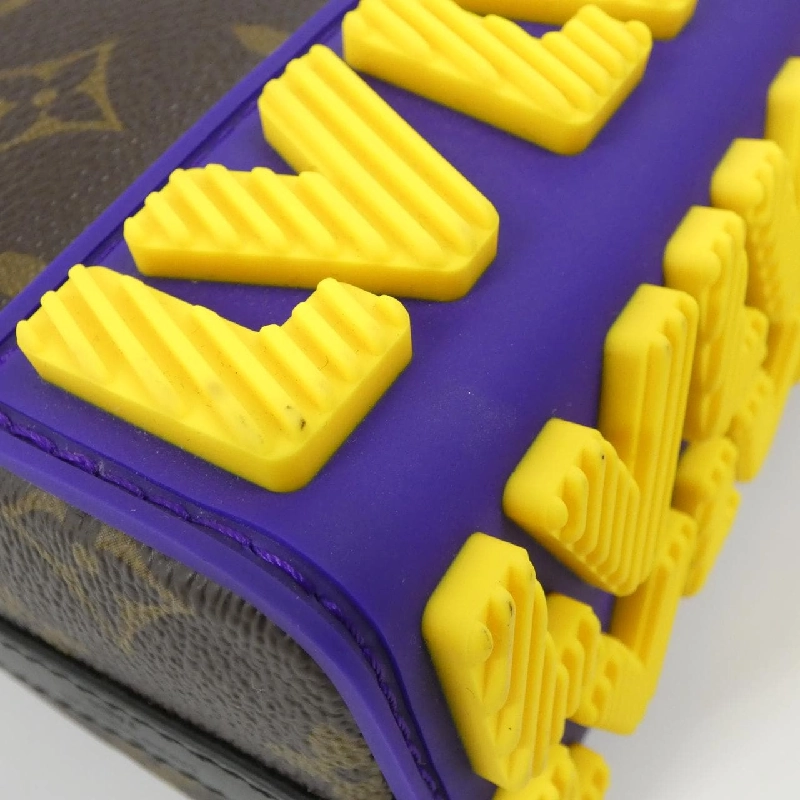 Túi đeo chéo Louis Vuitton Monogram (LV Rubber) Cruiser Messenger M57966 613631