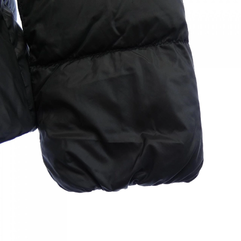 Áo khoác lông vũ MONCLER BOED 633521